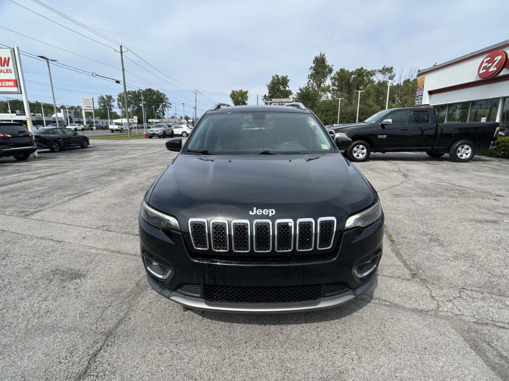 2019 Jeep CHEROKEE LIMITED