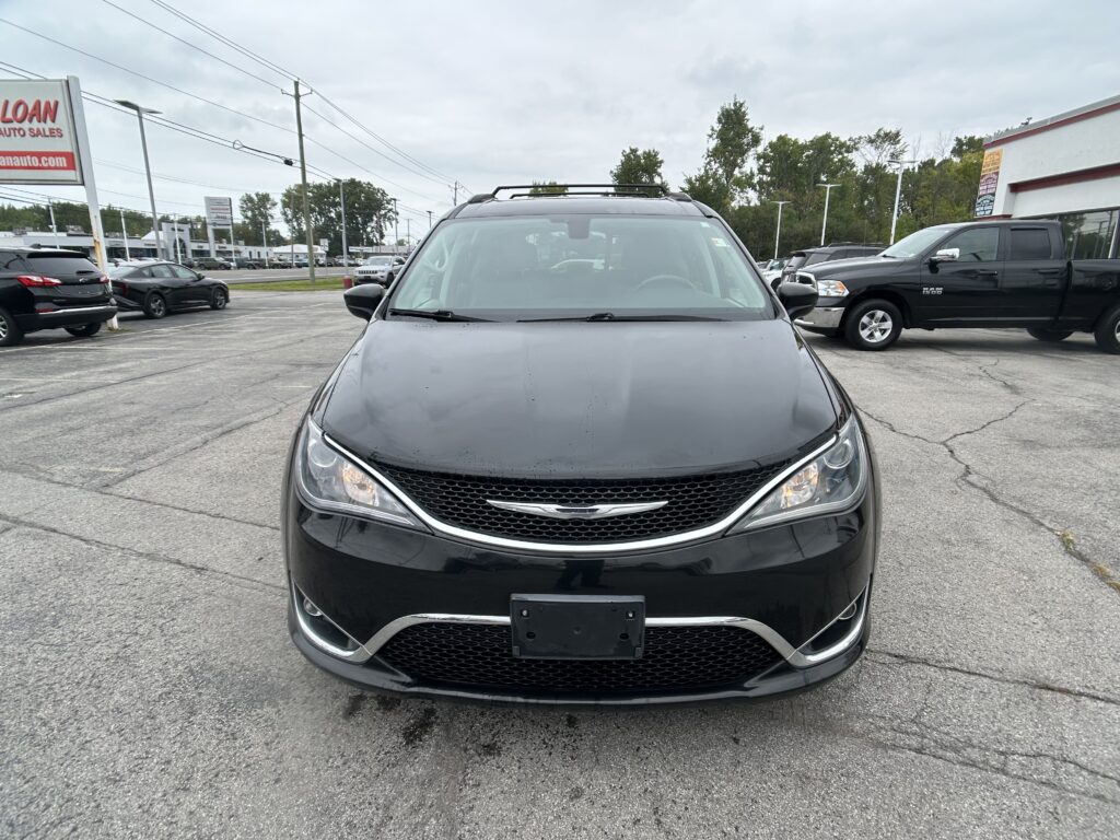 2017 CHRYSLER PACIFICA TOURING