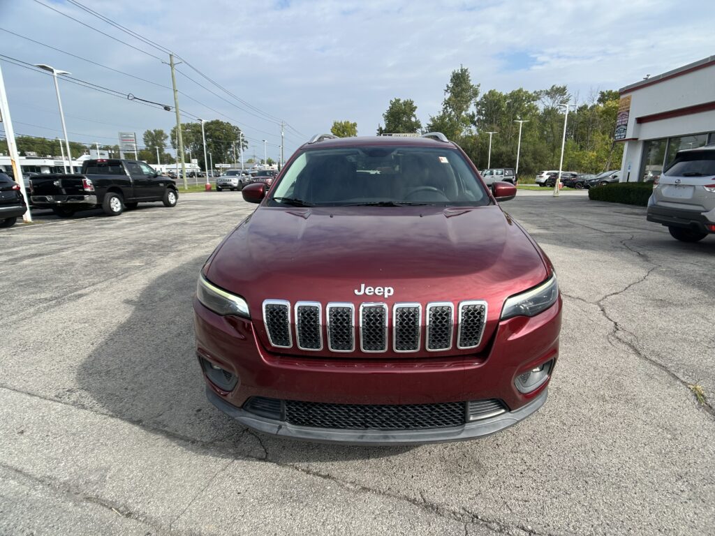 2019 Jeep CHEROKEE LATITUDE