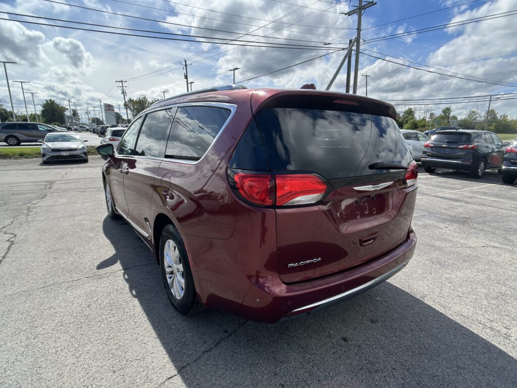 2019 CHRYSLER PACIFICA TOURING L
