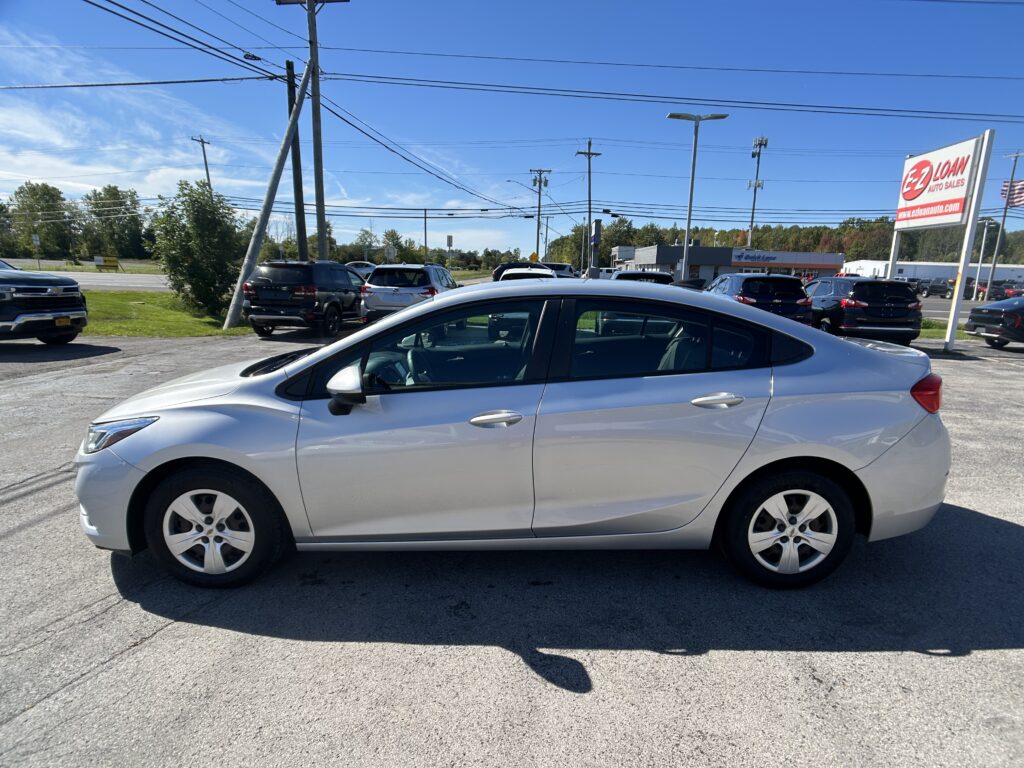 2017 Chevrolet CRUZE LS