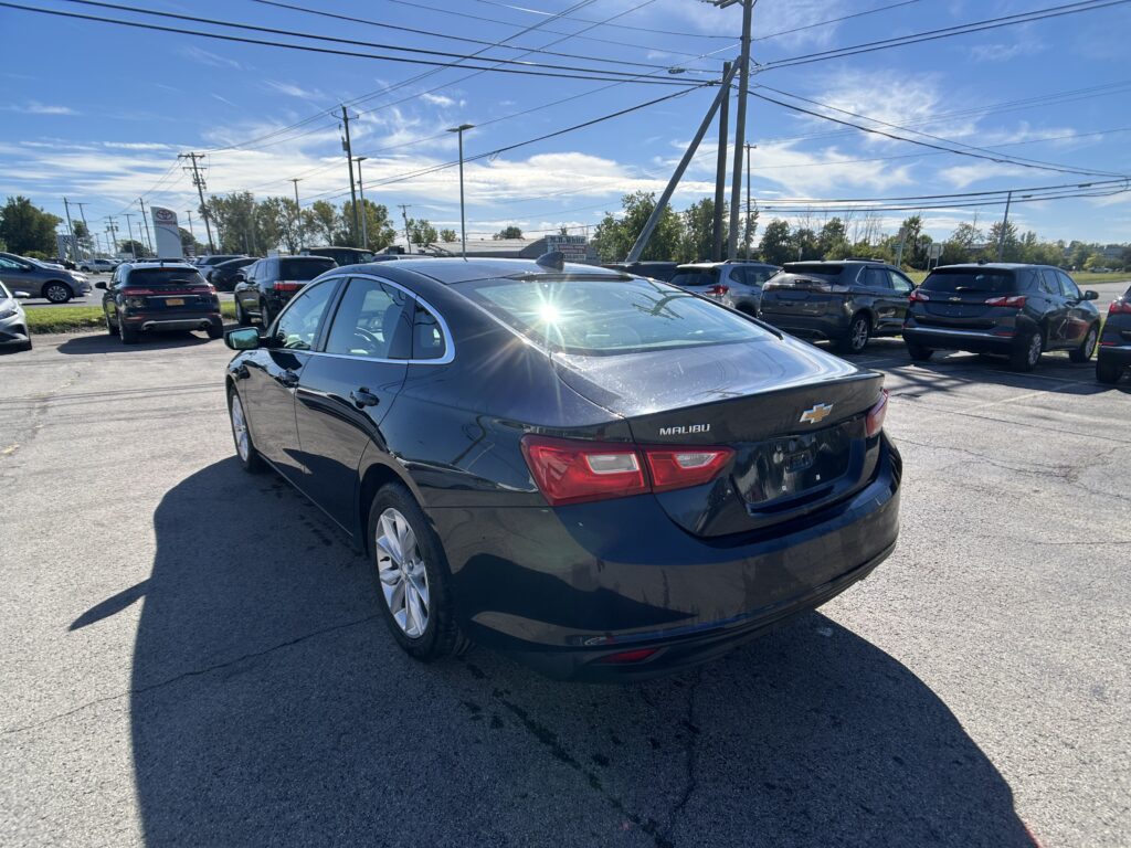 2023 Chevrolet MALIBU LT