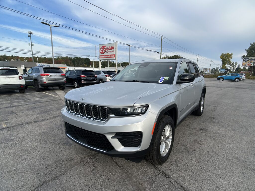 2023 Jeep GRAND CHEROKEE