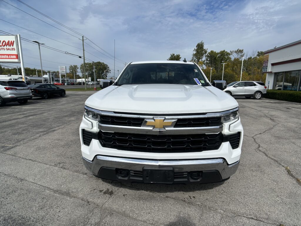 2023 Chevrolet SILVERADO LT