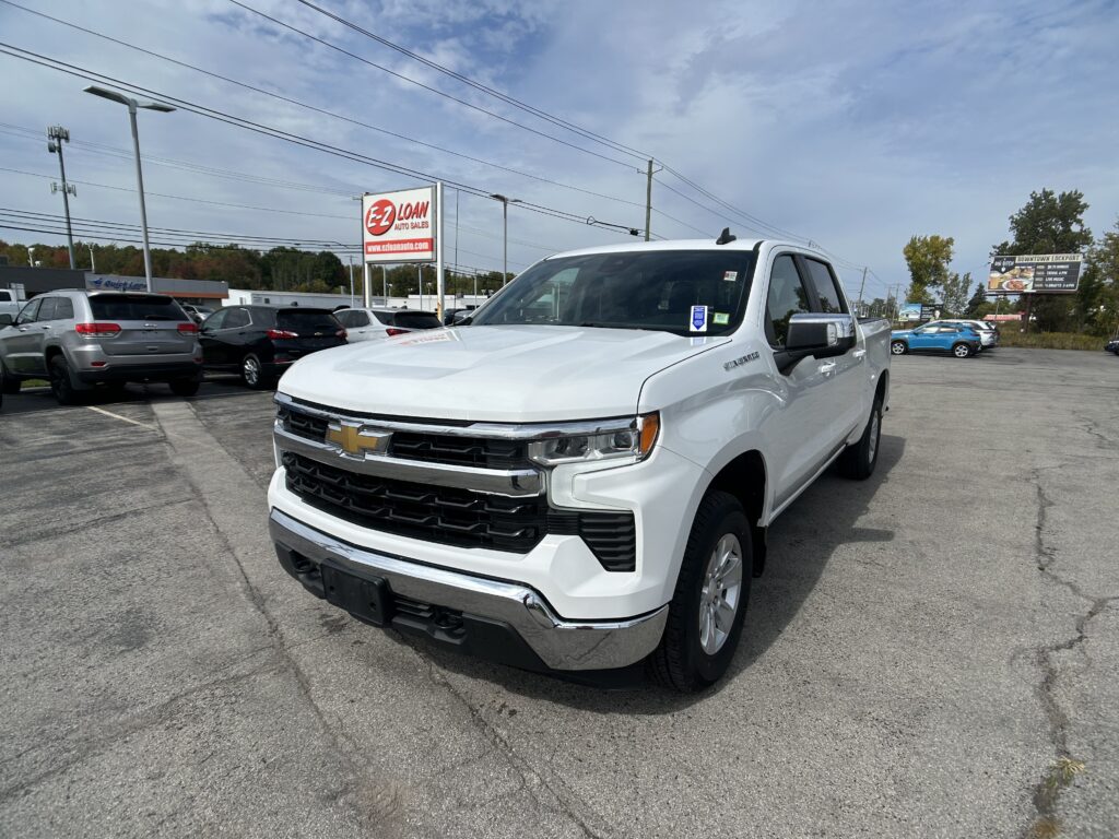 2023 Chevrolet SILVERADO LT
