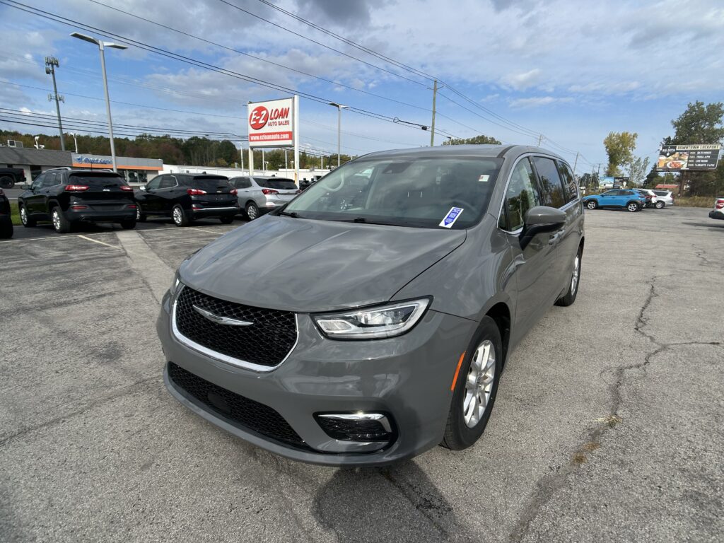 2023 CHRYSLER PACIFICA TOURING L