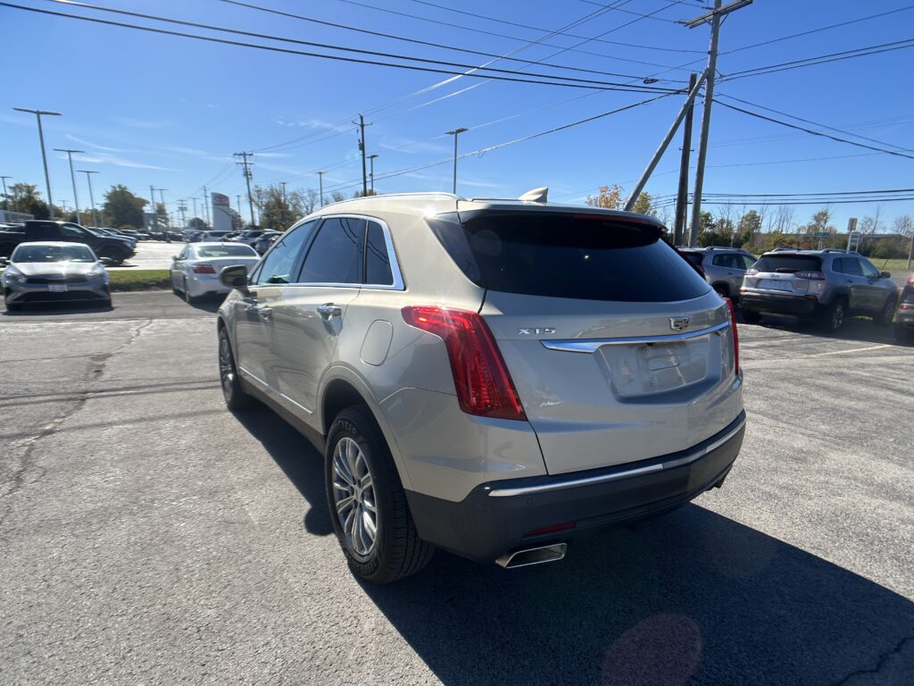 2017 CADILLAC XT5 LUXURY