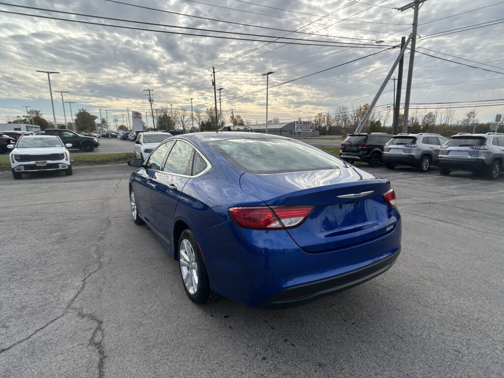 2017 CHRYSLER 200 TOURING